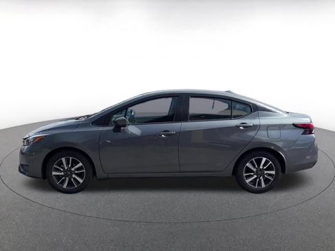 Used 2025 Nissan Versa SV FWD image 9