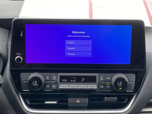 Certified 2025 Toyota Grand Highlander AWD Hybrid image 14