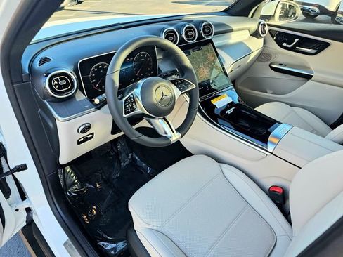 New 2026 Mercedes-Benz GLC 300 4MATIC image 14