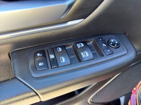 Used 2022 RAM 1500 Big Horn image 12