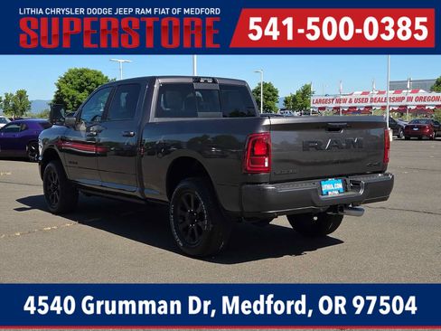 New 2026 RAM 3500 Laramie AWD/4WD image 12