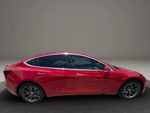 Used 2018 Tesla Model 3 Long Range RWD image 6