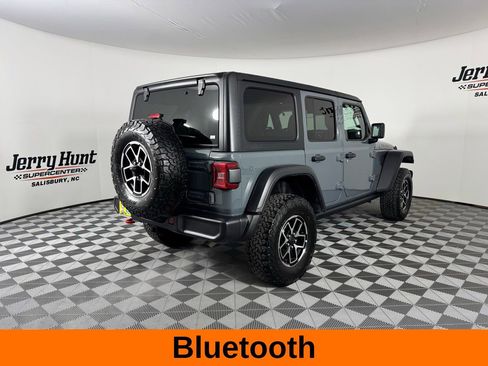 Used 2025 Jeep Wrangler Unlimited Rubicon image 7