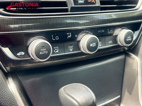 Used 2022 Honda Accord Sport image 19
