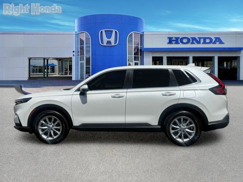 Used 2024 Honda CR-V EX image 3
