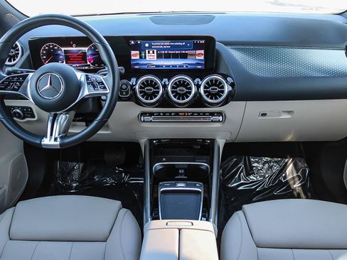 Certified 2025 Mercedes-Benz GLA 250 image 12