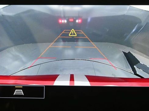 Used 2023 Chevrolet Corvette Stingray Convertible w/ 1LT RWD image 13