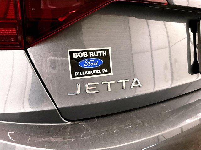 Used 2023 Volkswagen Jetta SE FWD image 13