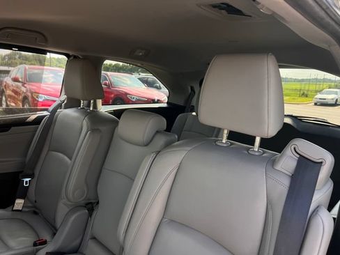 Used 2019 Honda Odyssey EX-L image 18