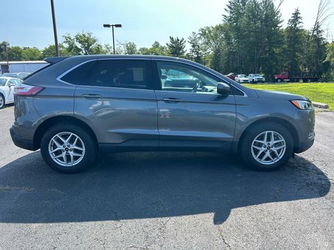 Used 2023 Ford Edge SEL w/ Convenience Package AWD/4WD image 4