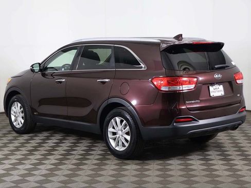 Used 2016 Kia Sorento AWD image 6