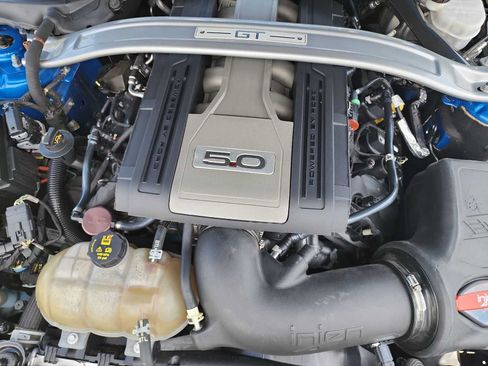 Used 2019 Ford Mustang GT Premium w/ GT Performance Package RWD image 13