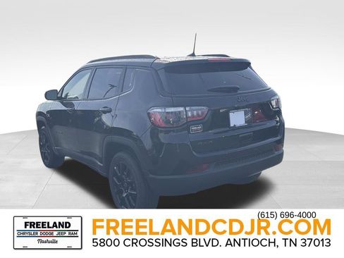 New 2026 Jeep Compass Latitude AWD/4WD image 5