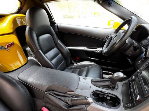 Used 2007 Chevrolet Corvette Convertible w/ Preferred Equipment Group RWD image 20