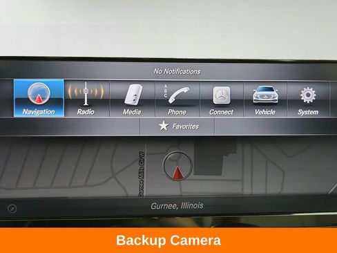 Used 2017 Mercedes-Benz E 300 4MATIC image 15