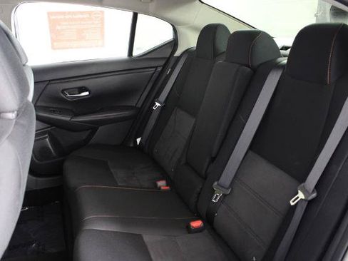 Certified 2025 Nissan Sentra SR FWD image 21