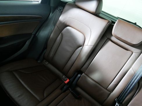 Used 2016 Audi Q5 2.0T Premium image 12