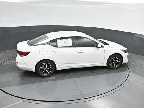 Used 2025 Nissan Sentra SV w/ All-Weather Package image 30