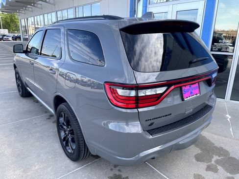 Used 2022 Dodge Durango GT AWD/4WD image 2