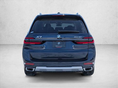 New 2026 BMW X7 xDrive40i image 8