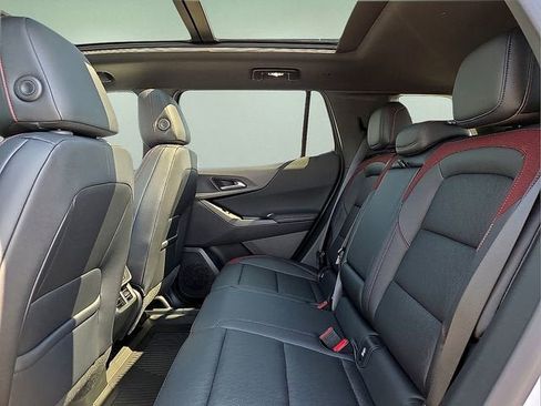 New 2026 Chevrolet Equinox RS w/ Convenience Package III FWD image 13