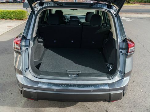 New 2026 Nissan Rogue SV w/ Cold Weather Package image 7