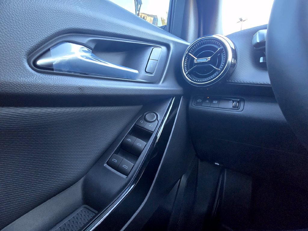 New 2027 Chevrolet Equinox LT FWD image 19