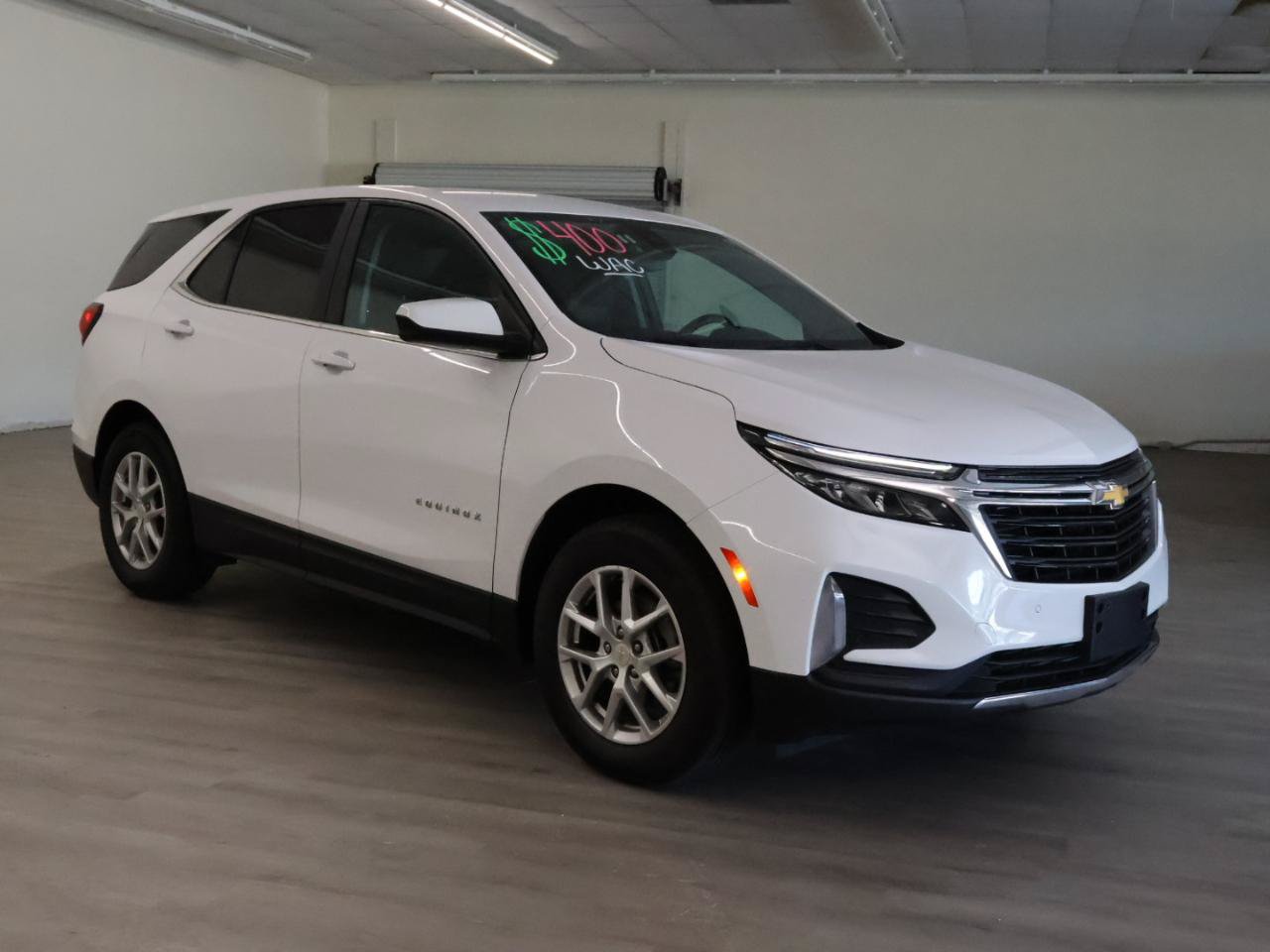 Used 2024 Chevrolet Equinox LT FWD image 43