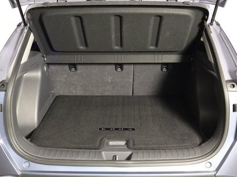 Used 2024 Hyundai Kona SE FWD image 17
