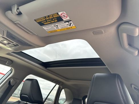 Used 2023 Toyota RAV4 Limited AWD/4WD image 8