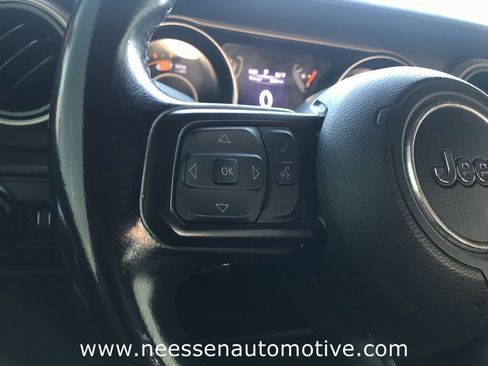 Used 2020 Jeep Wrangler Unlimited Sport S image 33