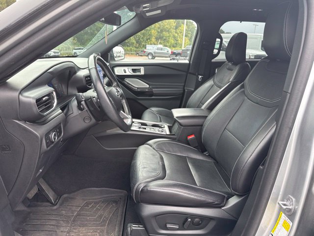 Used 2023 Ford Explorer ST w/ Equipment Group 401A AWD/4WD image 10