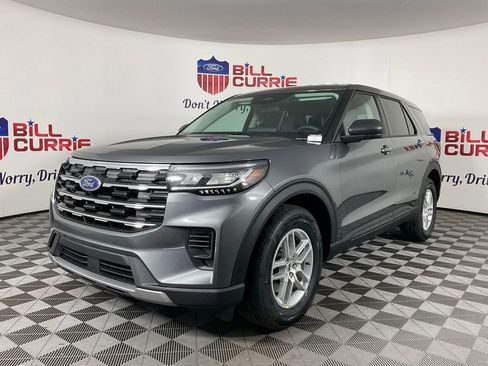New 2026 Ford Explorer Active RWD image 7