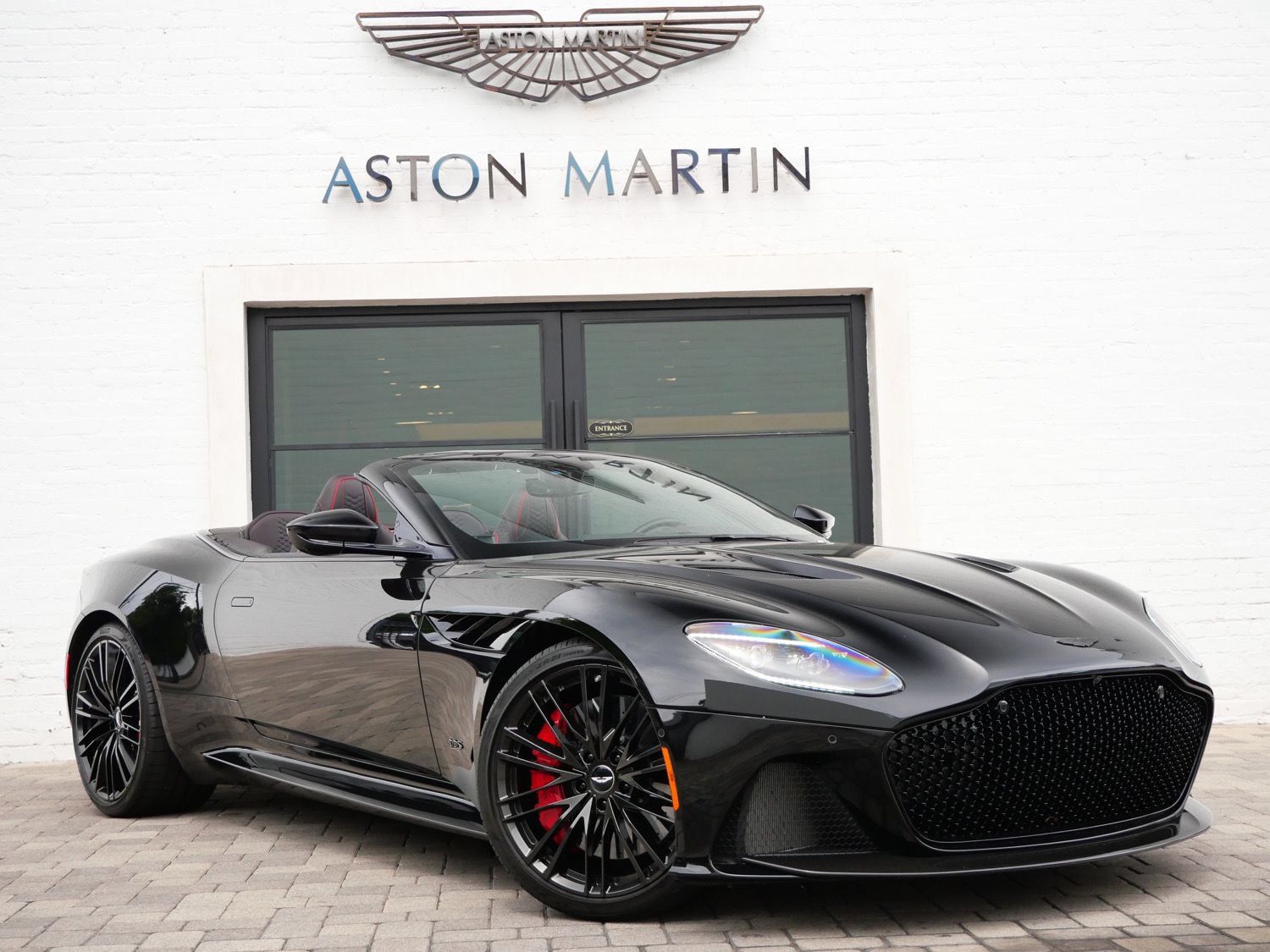 Used 2023 Aston Martin DBS Superleggera Volante RWD image 1