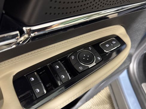 New 2026 Lincoln Corsair Premiere image 43