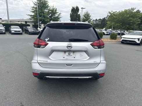 Used 2019 Nissan Rogue SL FWD image 5