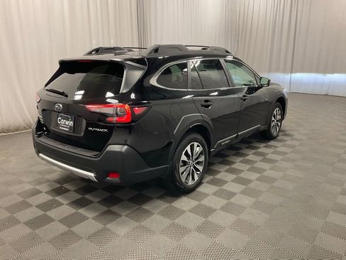 Certified 2025 Subaru Outback Limited image 3