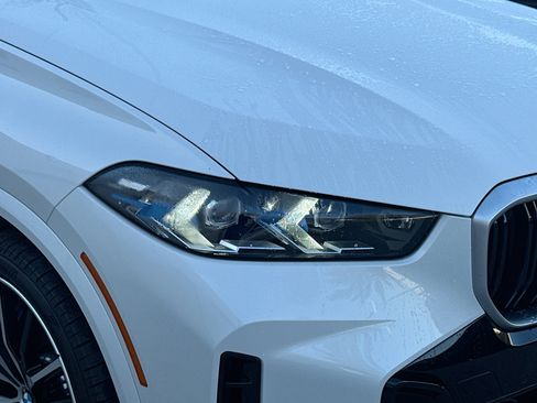 Used 2025 BMW X5 M60i w/ Climate Comfort Package image 36