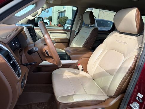 Used 2021 RAM 1500 Laramie image 33