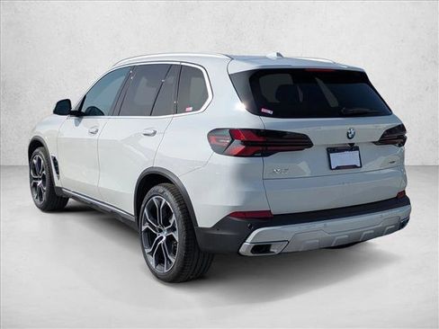 New 2026 BMW X5 sDrive40i w/ Premium Package image 9
