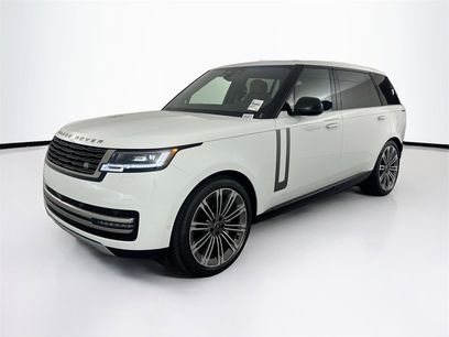 New 2025 Land Rover Range Rover Long Wheelbase SE