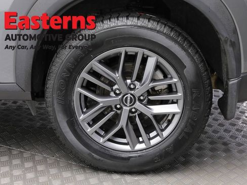 Used 2023 Nissan Rogue S AWD/4WD image 8