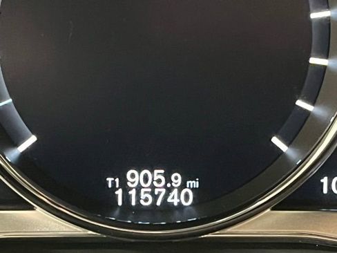 Used 2017 Volvo XC60 T5 Inscription w/ Preferred Option Package image 28