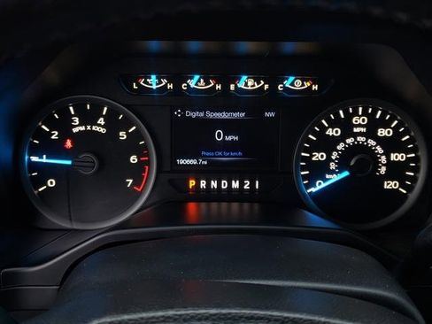 Used 2017 Ford F150 XLT w/ Equipment Group 302A Luxury image 26