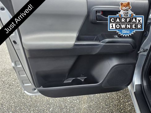 Used 2022 Toyota Tacoma SR AWD/4WD image 25