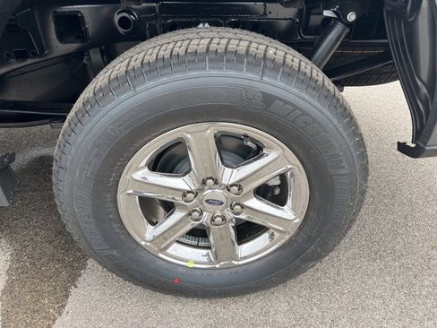 Used 2024 Ford F150 XLT w/ Equipment Group 302A MID image 5