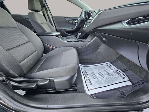 Used 2020 Chevrolet Malibu LT image 17
