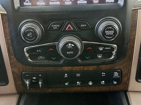 Used 2013 RAM 2500 Longhorn w/ Convenience Group AWD/4WD image 18