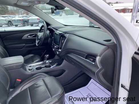 Used 2020 Chevrolet Traverse RS image 37