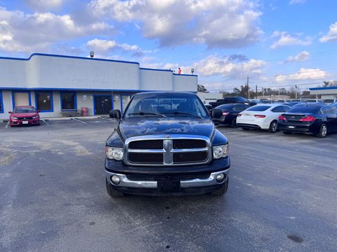 Used 2004 Dodge Ram 1500 Truck SLT image 2